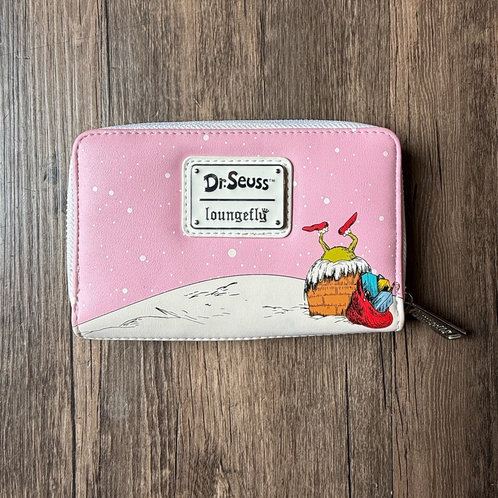 Loungefly Dr. Seuss The Grinch Sleigh Zip Around Wallet Pink White Like New